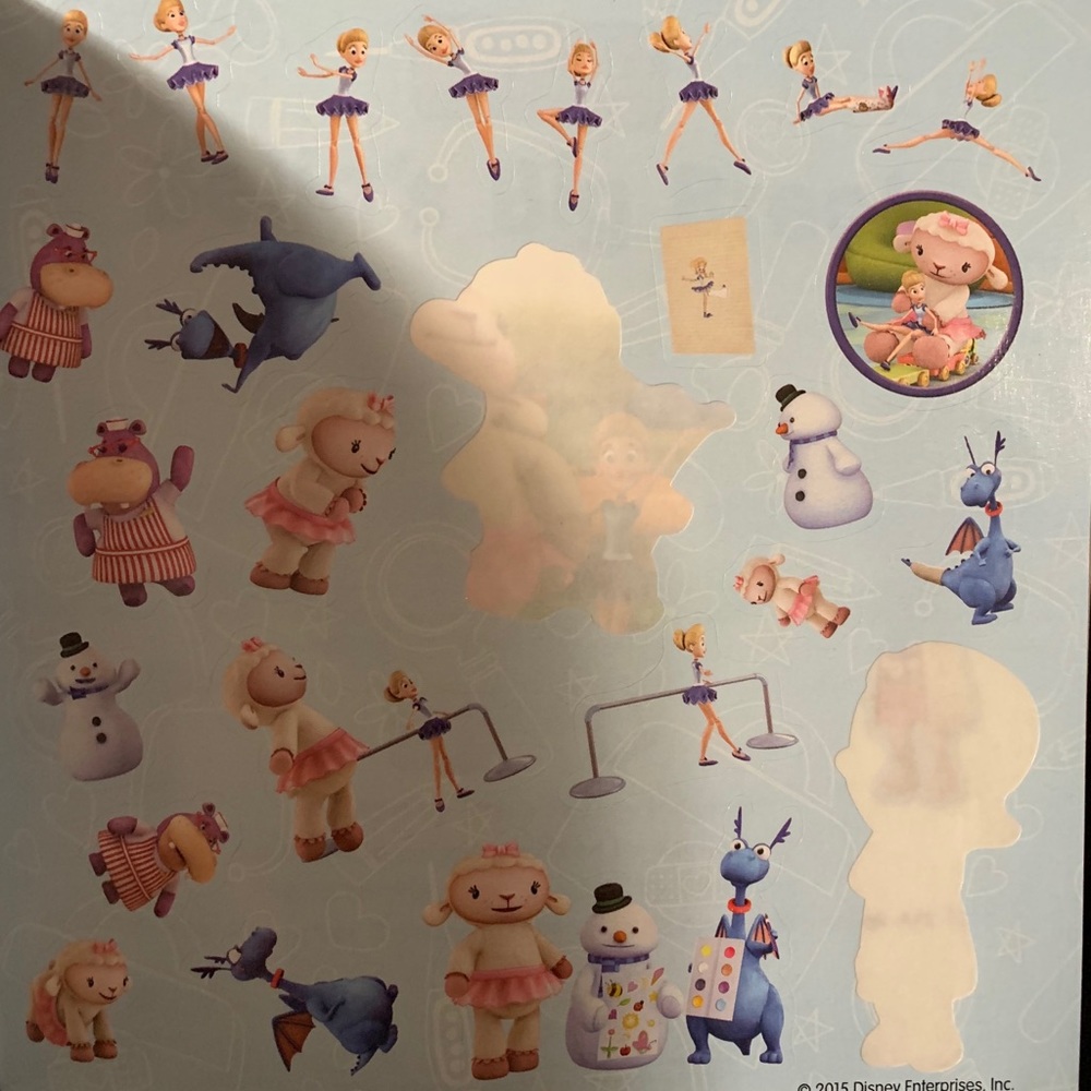 Disney Doc McStuffins & Winnie the Pooh - Picture 5 of 7